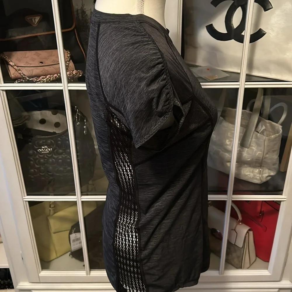 Lululemon Short Sleeve Shirt